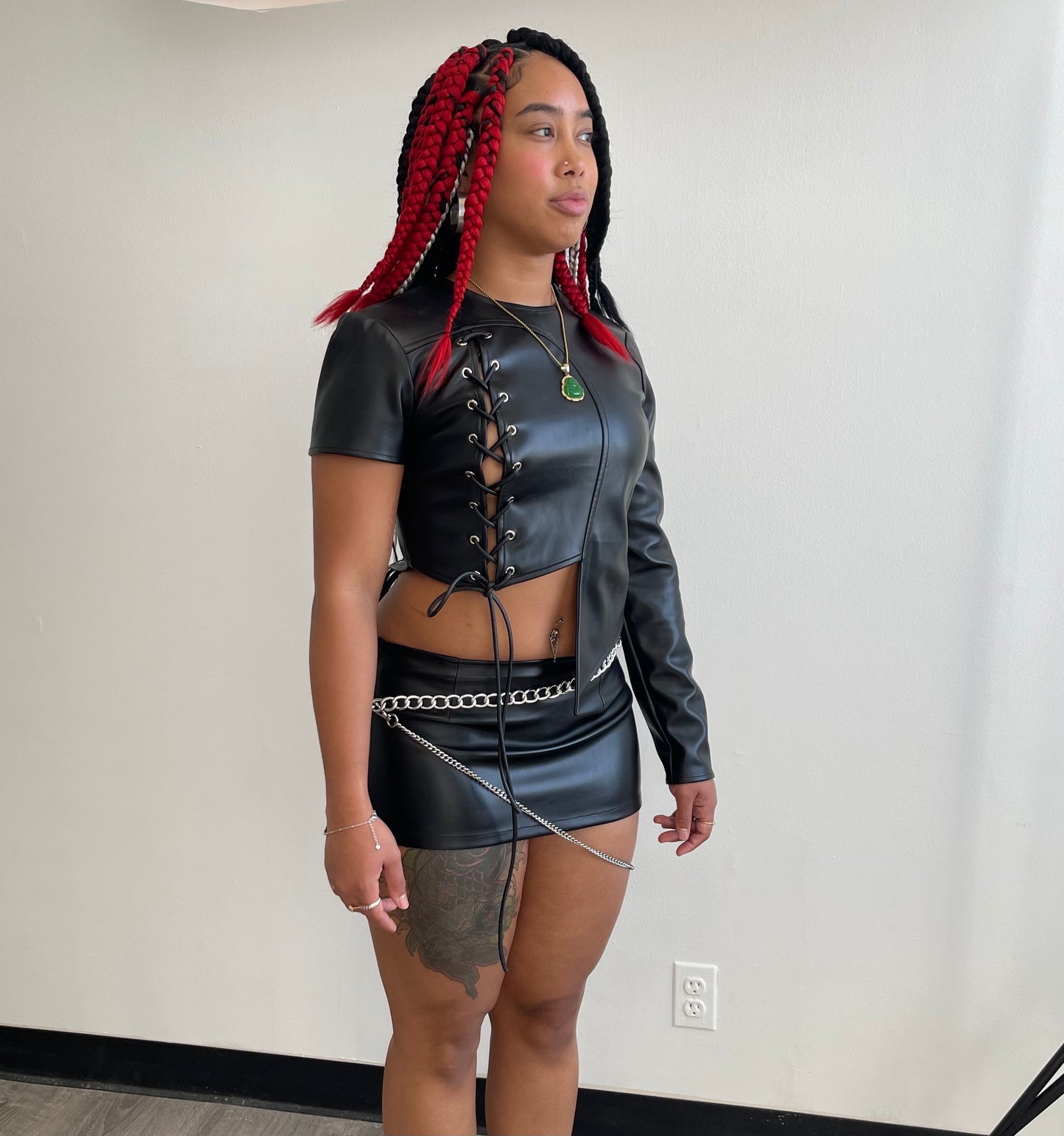 OUT THE ORDINARY ASYMMETRIC TOP