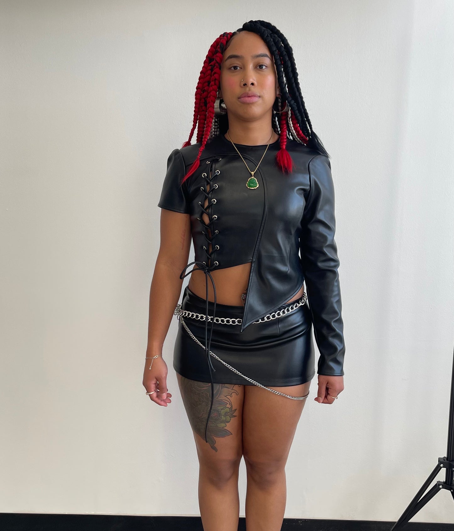 OUT THE ORDINARY MINI SKIRT